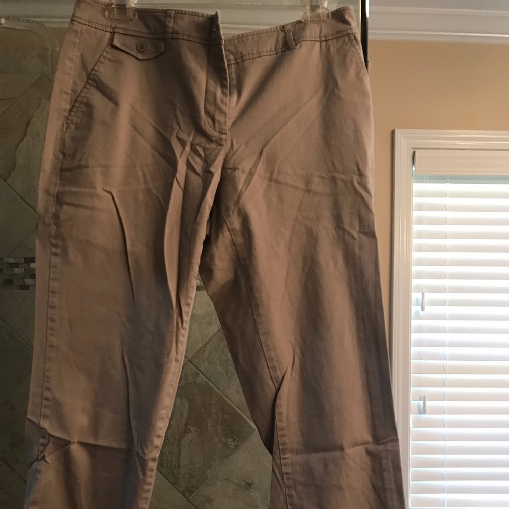 Grey crop pants